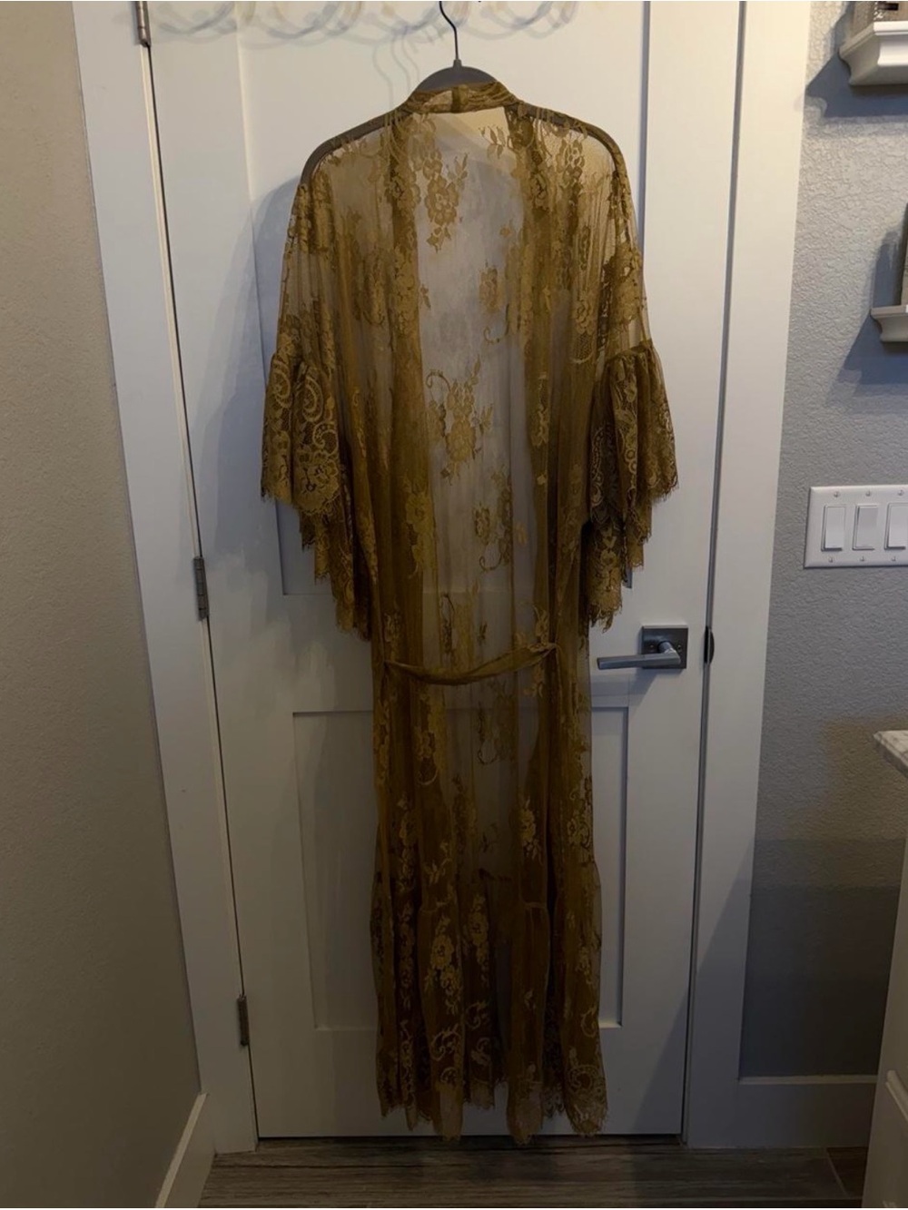 We The Free - Sheer Lace Duster in Antique Gold Tone - Picture 2 of 4